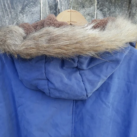 Soft warm parka - Picture 3 of 10